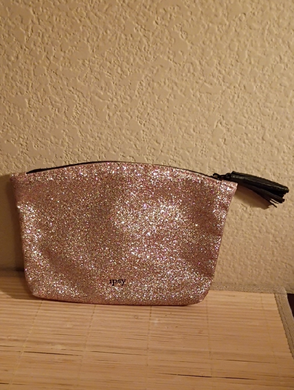 VEGAS GURL ipsy Pink Glitter Cosmetic Pouch with Tassel